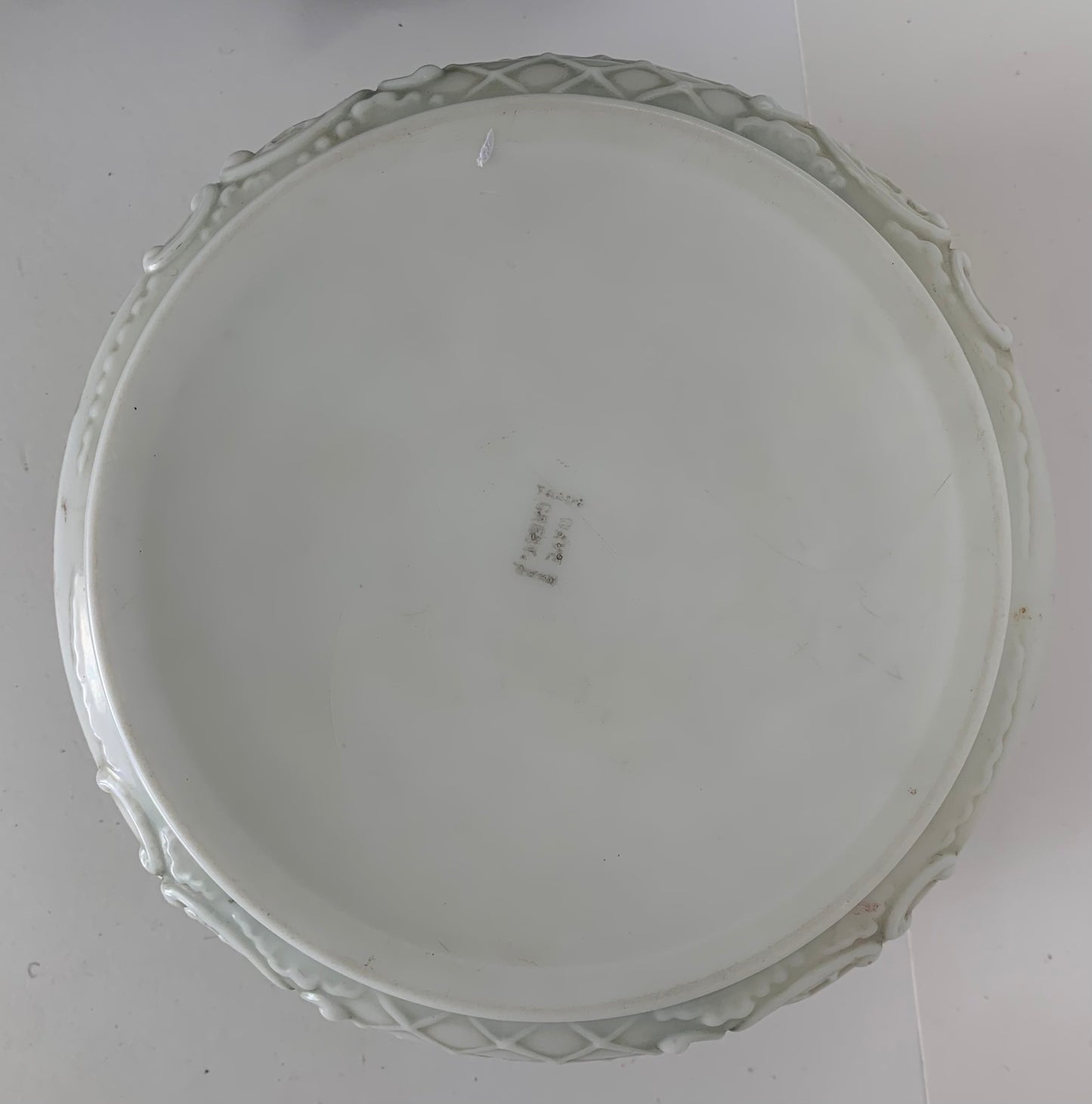 C.F. Monroe Wave Crest  Antique Oval Opal Glass Dresser Box