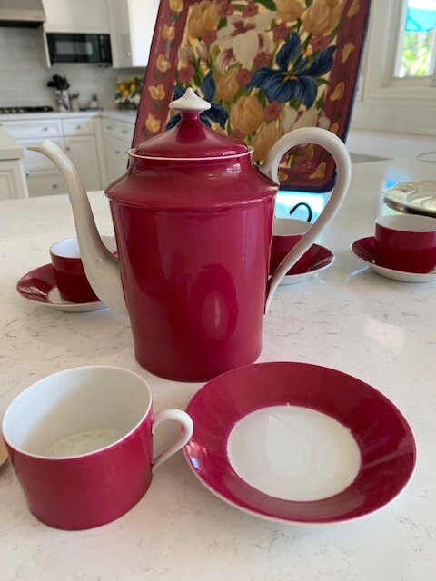 Limoges Mid-Century Modern Teapot with Matching Teacups and Saucers