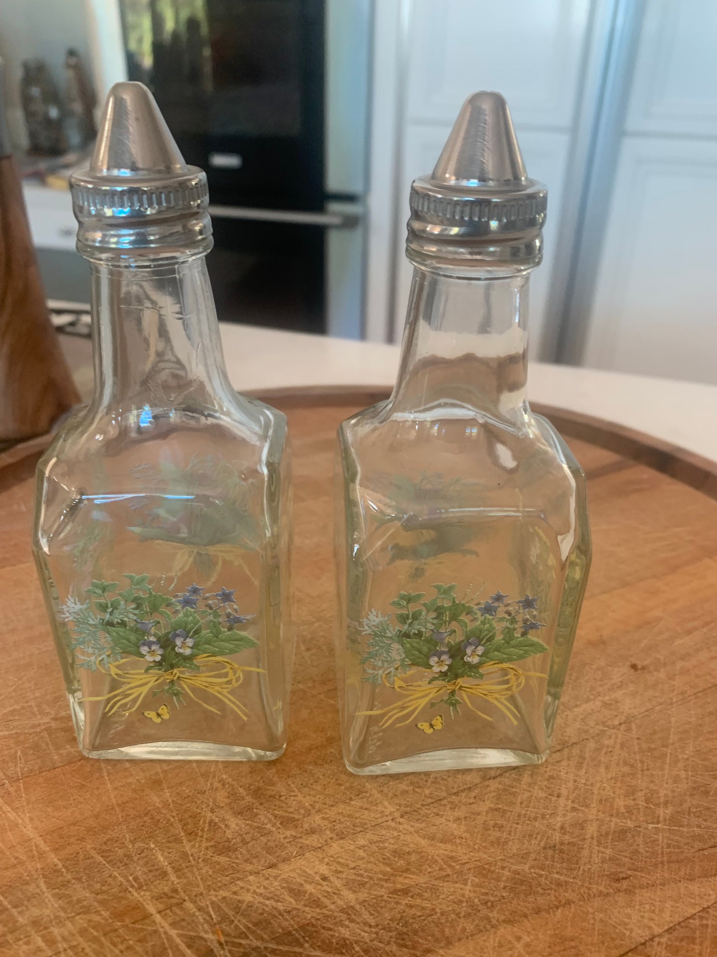 Glass Oil & Vinegar Set w/Lovely Floral Design