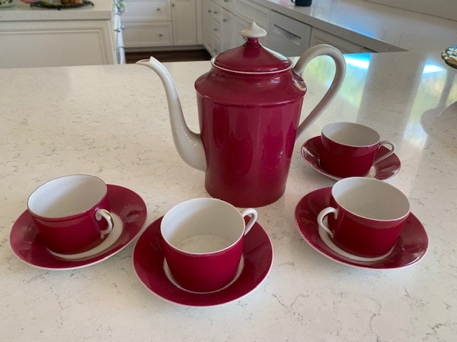Limoges Mid-Century Modern Teapot with Matching Teacups and Saucers